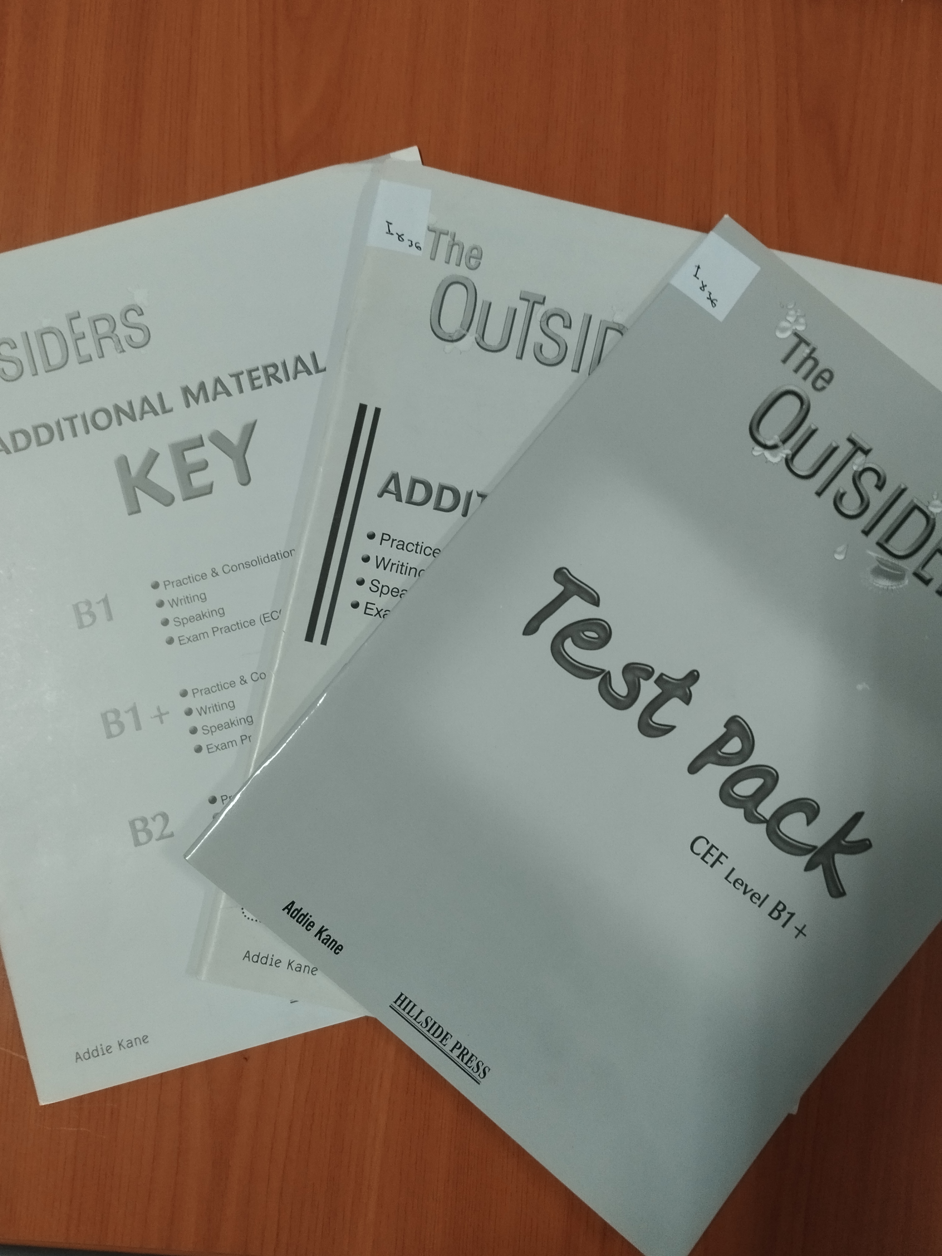 Μη διαθέσιμο εξώφυλλο